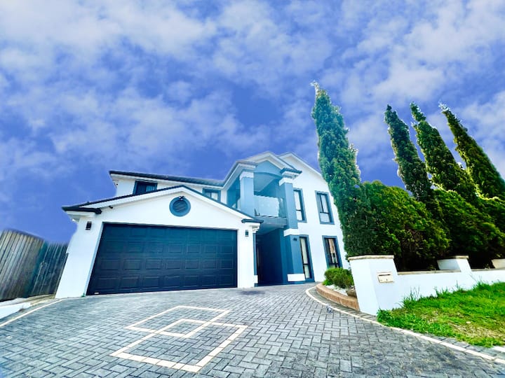 Kellyville Luxury 5 Br House Quiet & Spacious Houses for Rent in