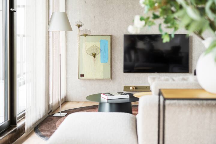 Luxurious 2 Bedroom Apartment with terrace gallery image 4