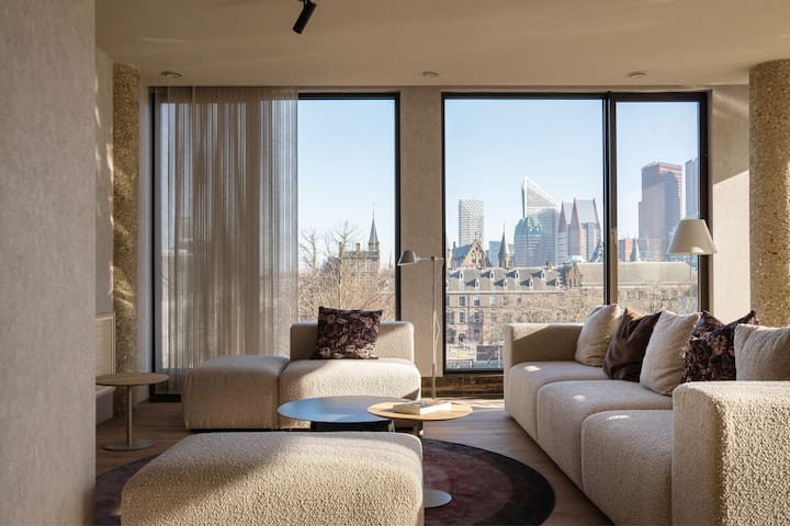 Luxurious 2 Bedroom Apartment with terrace