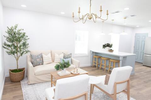 Beautiful home close to downtown and University