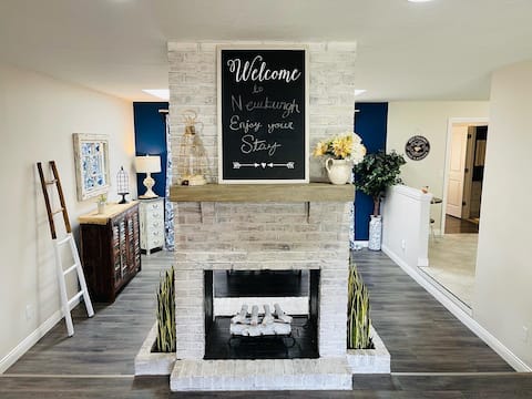 Cheerful 4BR 2.5BA Home, Backyd Playset & Fire Pit