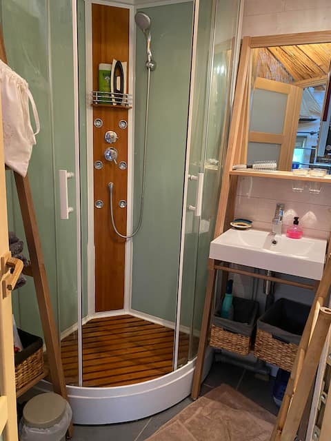 Moncé en Belin: Adorable Studio 4 beds