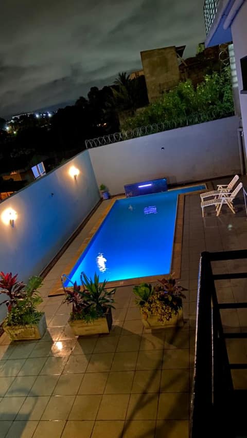 The One: Lovely 2 bedrooms apart with pool & gym.