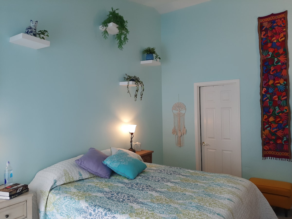 Chumba kizuri na cha kujitegemea