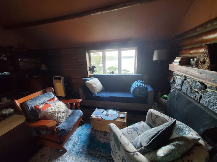 Rustic Cozy Cabin On Deer Island! - Eastport, ME