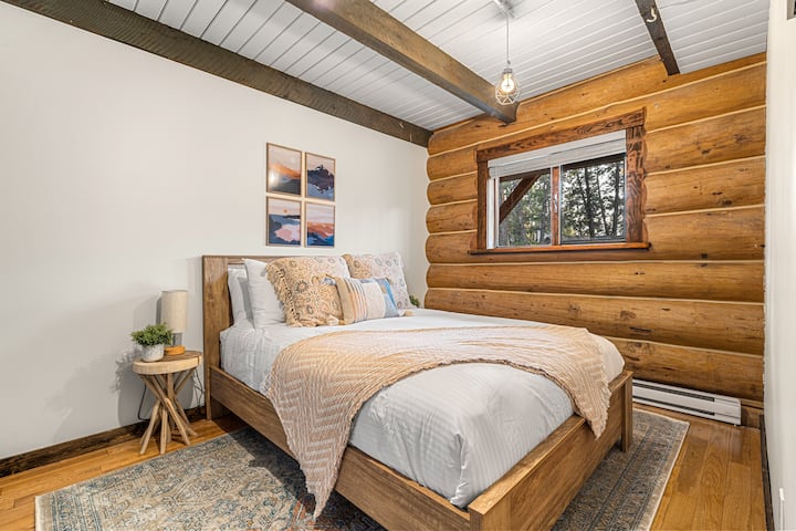 Druga spavaća soba s bračnim krevetom na glavnom katu