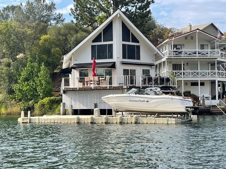 Stunning Lake Tulloch LakeFront Home Houses for Rent in Copperopolis