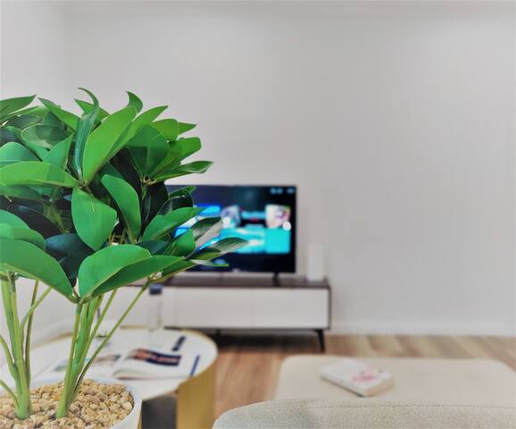 Enjoy the best of Sydney in our Surry Hills house gallery image 2