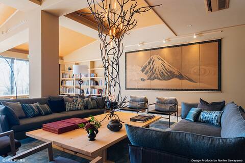 A stunning luxury villa and hot spring competed by a top designer [Atami Momoyama Gakuen] Capacity 8
