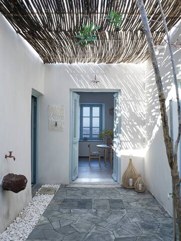 Traditional house with unforgettable view gallery image 5