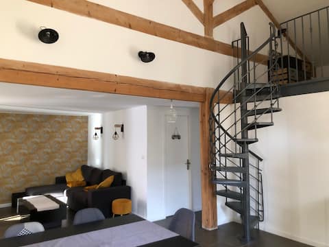 Propriété Airbnb réussie: Townhouse with pool à Cavaillon
