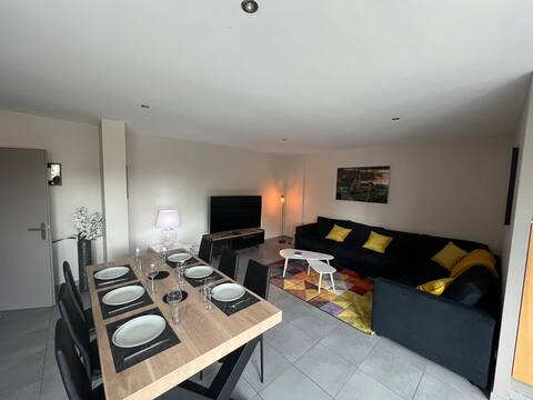 4* apartment + parking 5 min in the heart of the city