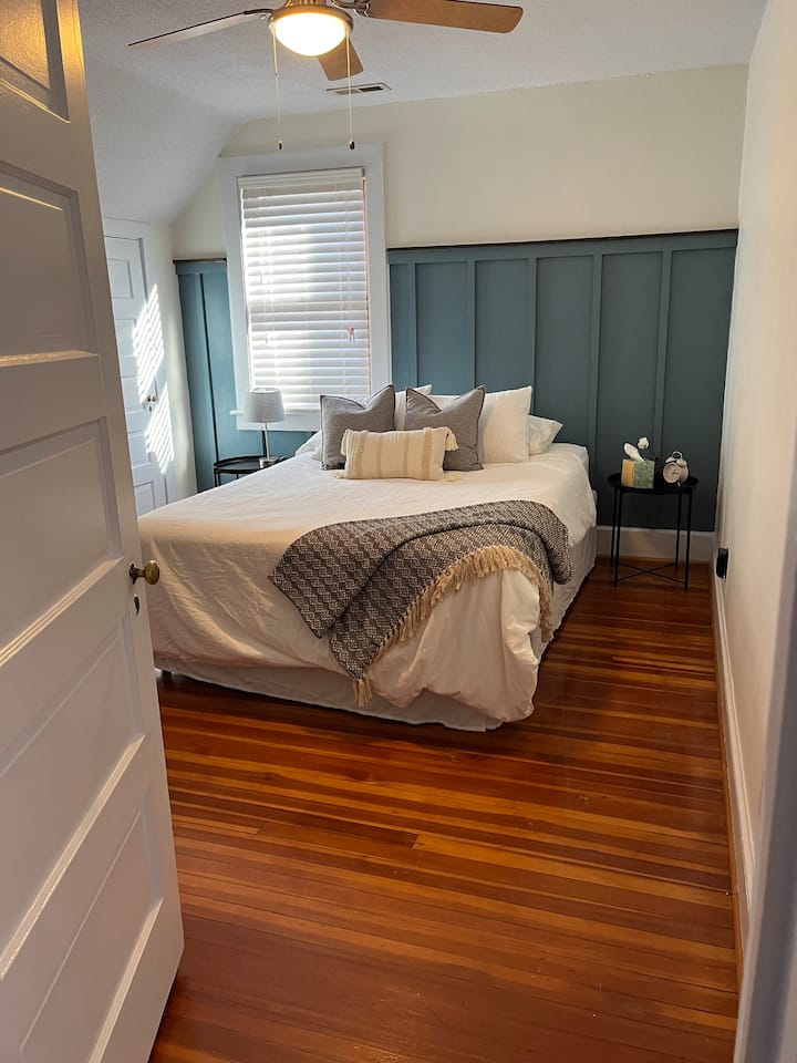 Ghent Blue Board and Batten Houses for Rent in Norfolk, Virginia, United States Airbnb