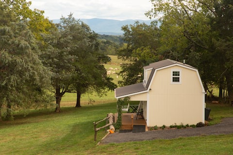 On farm cottage with mountain views.