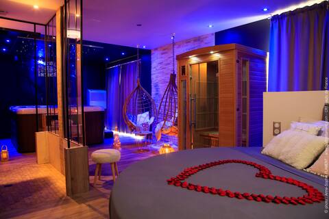 My-Sweet, loft with jacuzzi, sauna and round bed
