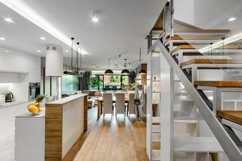 Lumina stylish 2-level apart next to Księży Młyn