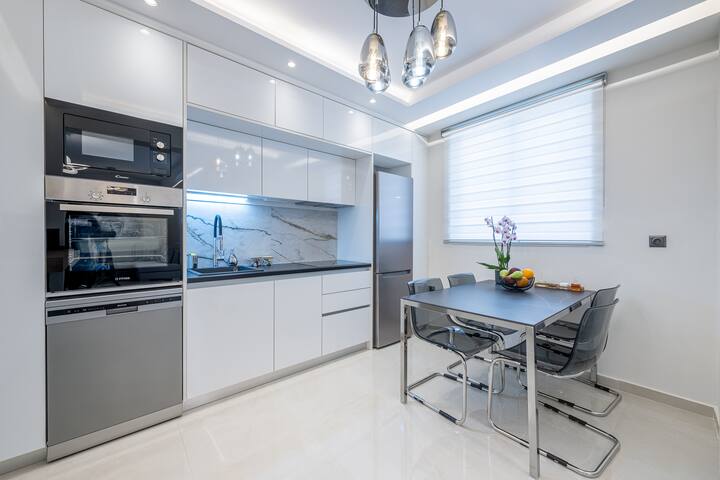 Acropolis Cozy Apartment (2nd floor) gallery image 3