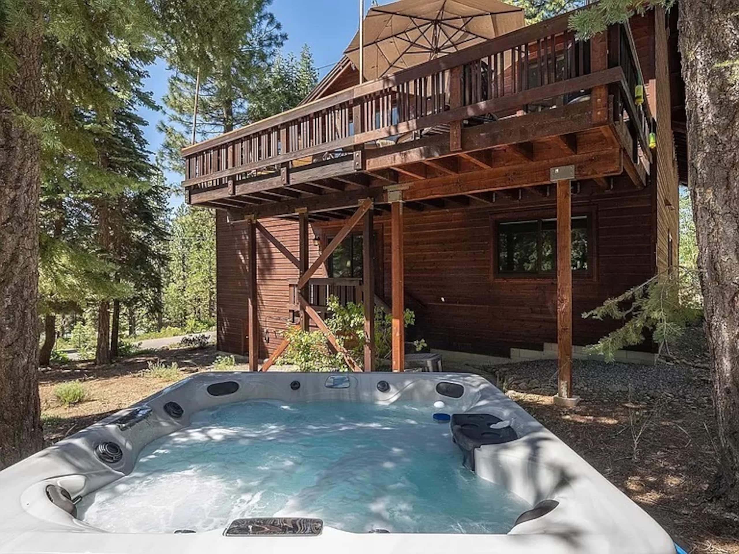 Two-Level Cabin with Hot Tub Near Lake Tahoe - Photo 20