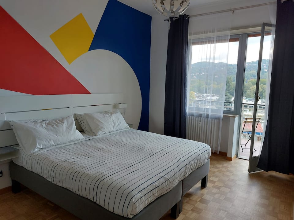 Casina 2 squares, hill view — foto 1