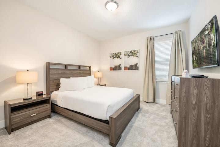 Bedroom 8