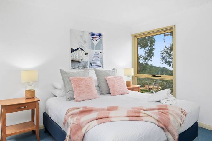 Richardson Retreat – Lorne Holiday Stays gallery image 3