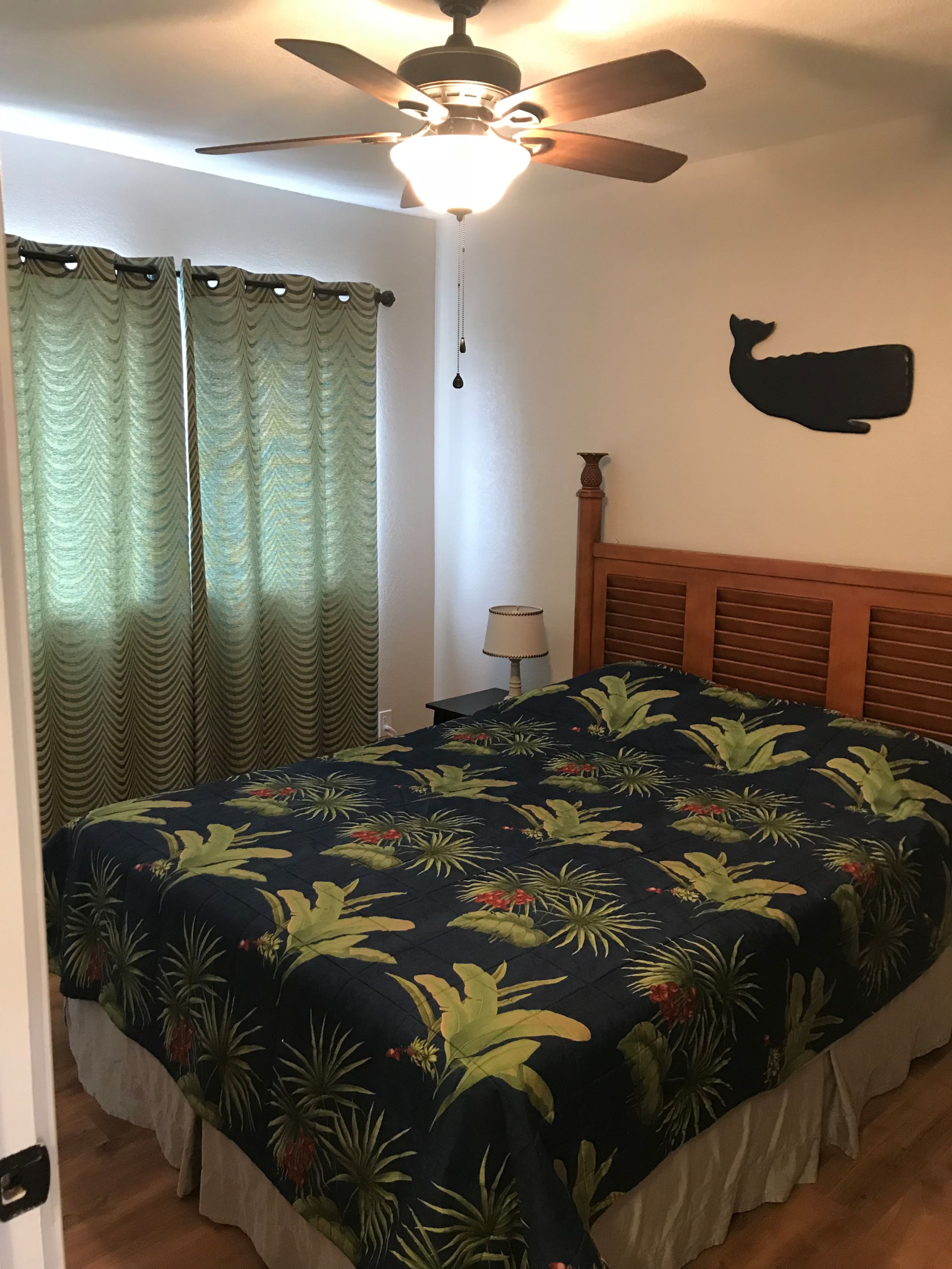 Affordable Suite With Oceanfront Pool! - Photo 11