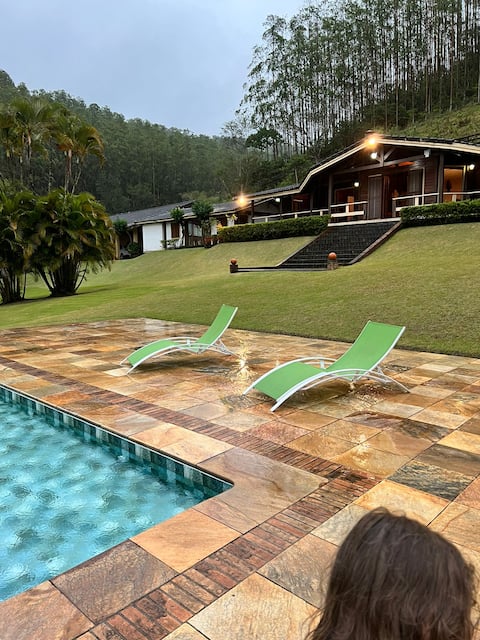 Linda Casa de Campo 5 KM from Igaratá - Farm