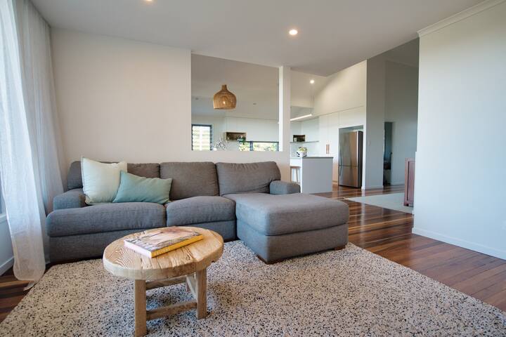 La Mer Peregian (Nature views, Walk to village) gallery image 4