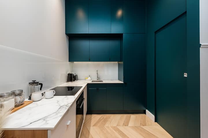 Apartament Przy Plantach Stare Miasto Z Balkonem - Krakau