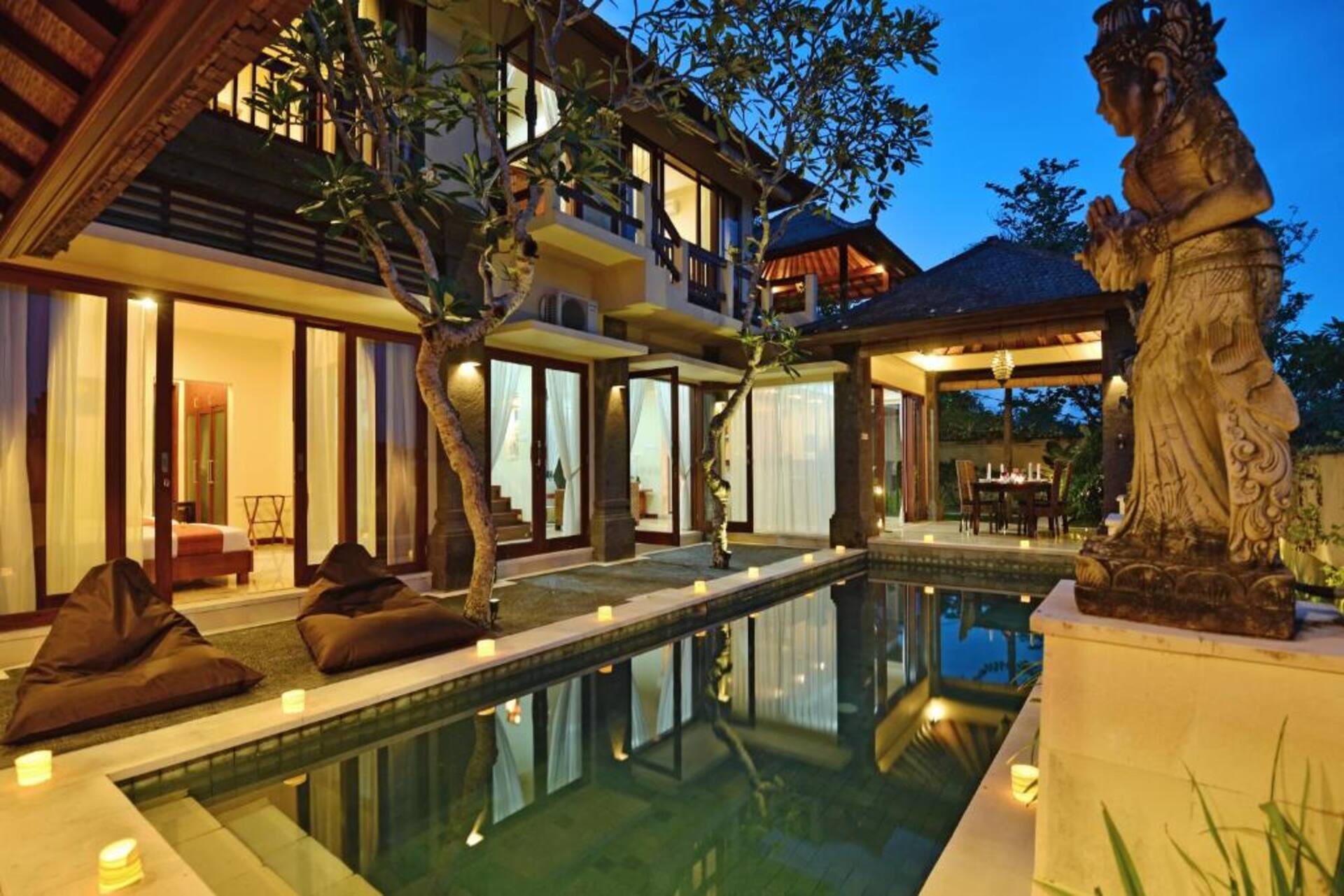 Joyful Poolside Retreat 3 Bedroom Private Villa in Uluwatu 3