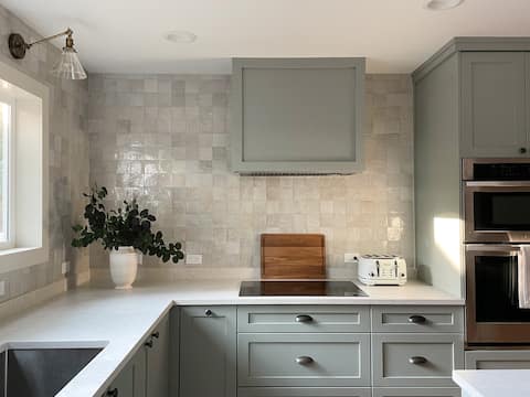 Conifer House Hideaway at Wing Point