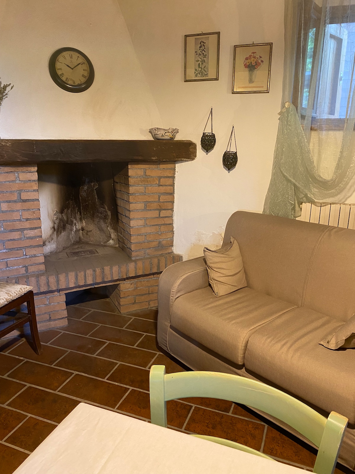 Top Airbnb: Studio apartment in the Tuscan hills in Chianni
