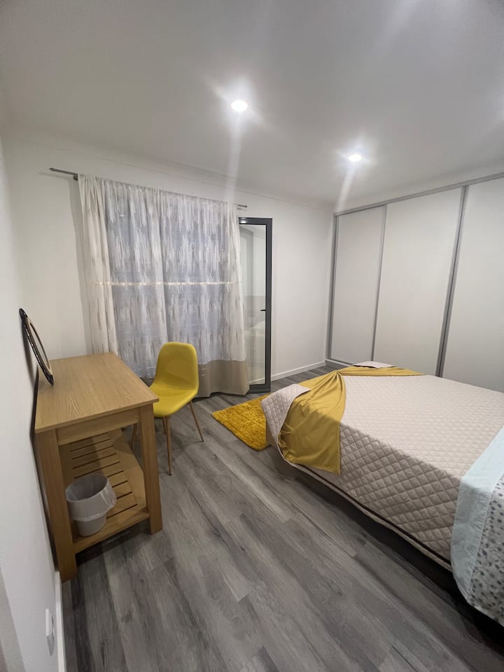 საძინებელი 1