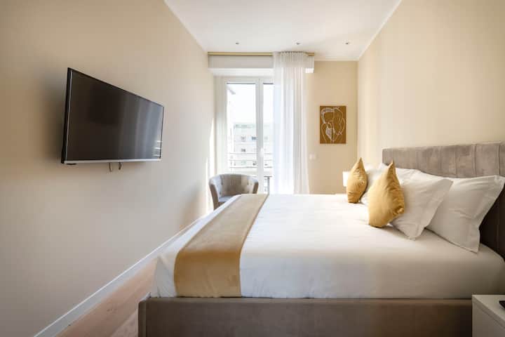 غرفة نوم بسرير مزدوج 