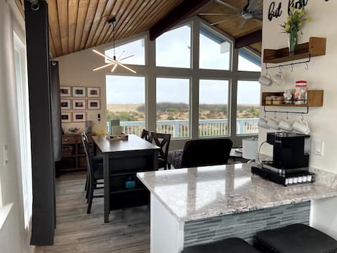 Sandpiper Loft-Ocean Views in Copalis Beach