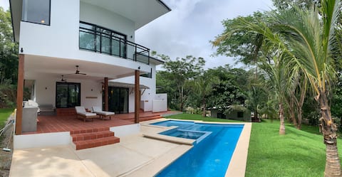 Modern Beach Home with pool and hot tub