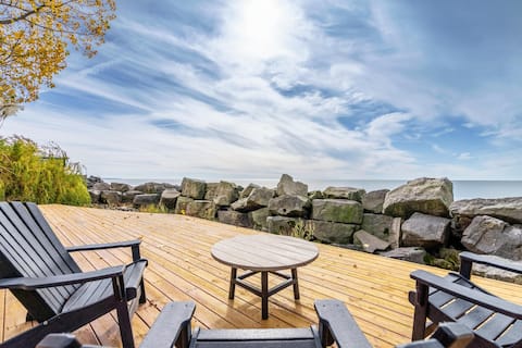 Lakefront Cottage near Point Pelee National Park