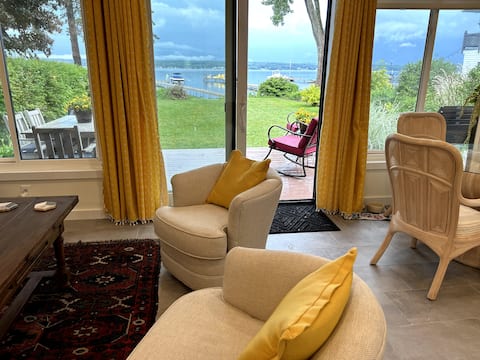 Top performing Airbnb: Modern Lakefront Cottage in Chautauqua