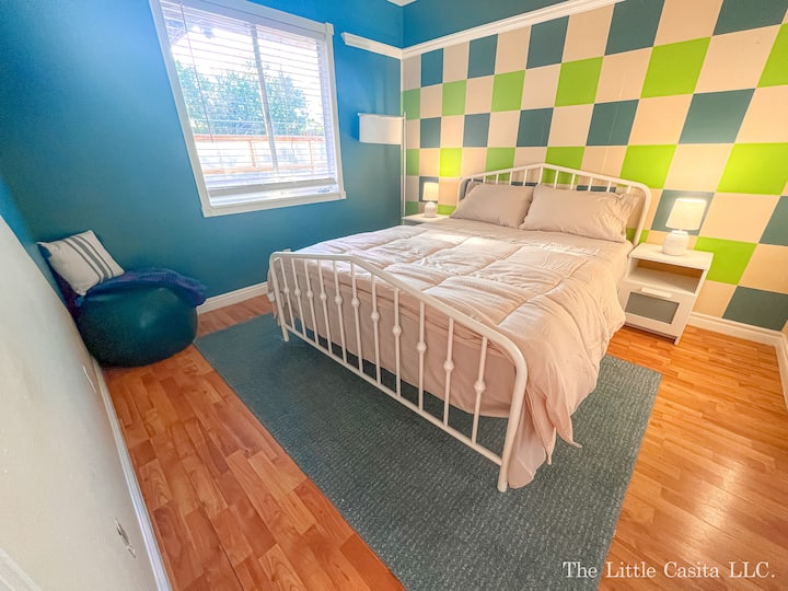 有趣的棋盘墙房