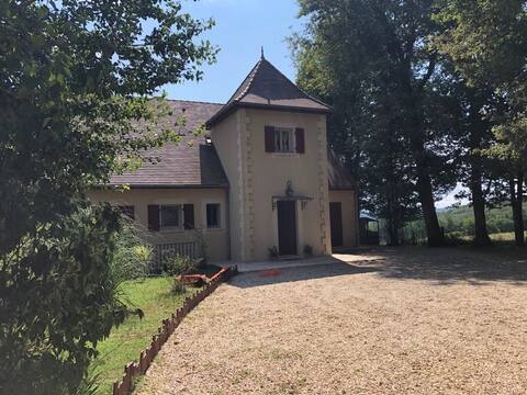 Perigord-style house with breathtaking views