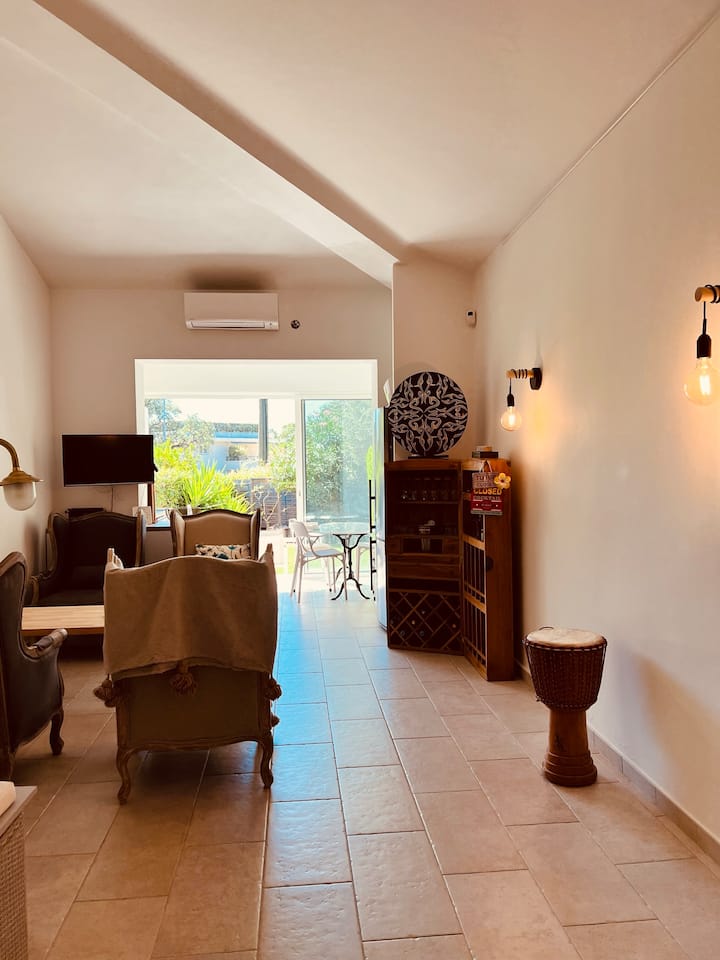 Appartement éLégant Avec Jardin Etparking  Gratuit - Cap Estérel