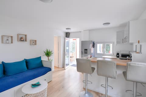 Independent house with secure car park