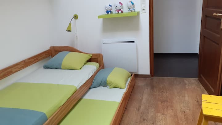 2º dormitorio con cama nido (2 camas 1 persona)
