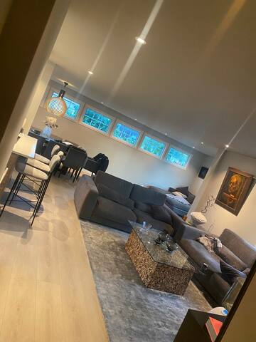 Ny Enebolig, 4 soverom , 2 bad, 15 min fra Operaen gallery image 4