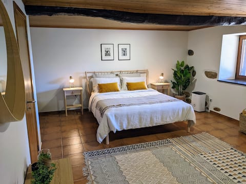 Casa Canela apartment and pool.