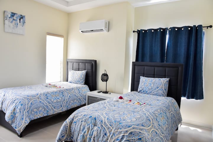 2 Doble Beds