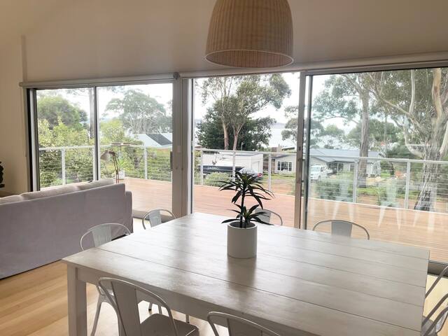 Spring Beach Bliss – Luxury beach house gallery image 5