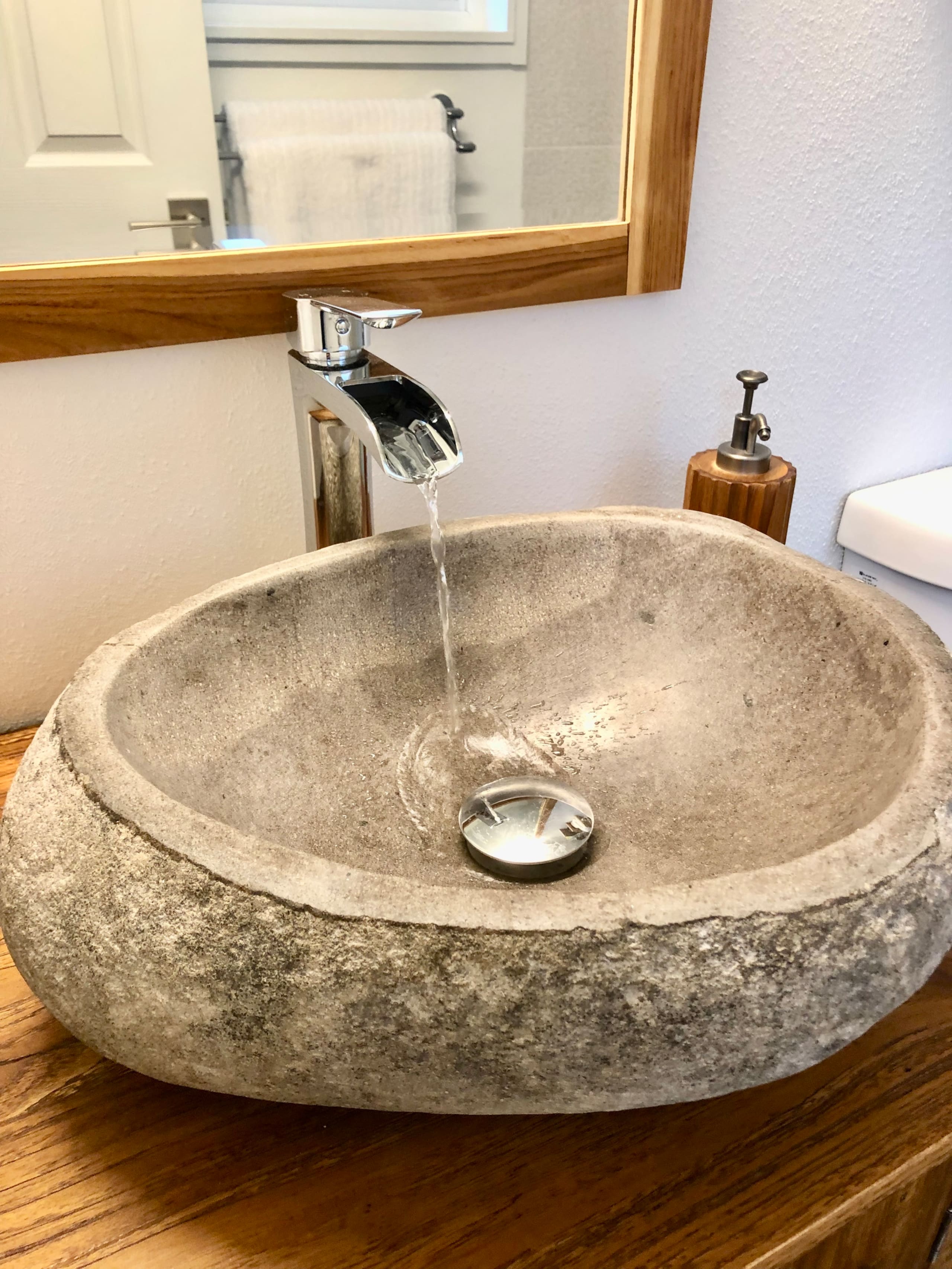 Condo in Lahaina · ★4.98 · Studio · 1 bed · 1 private bath - Image 14