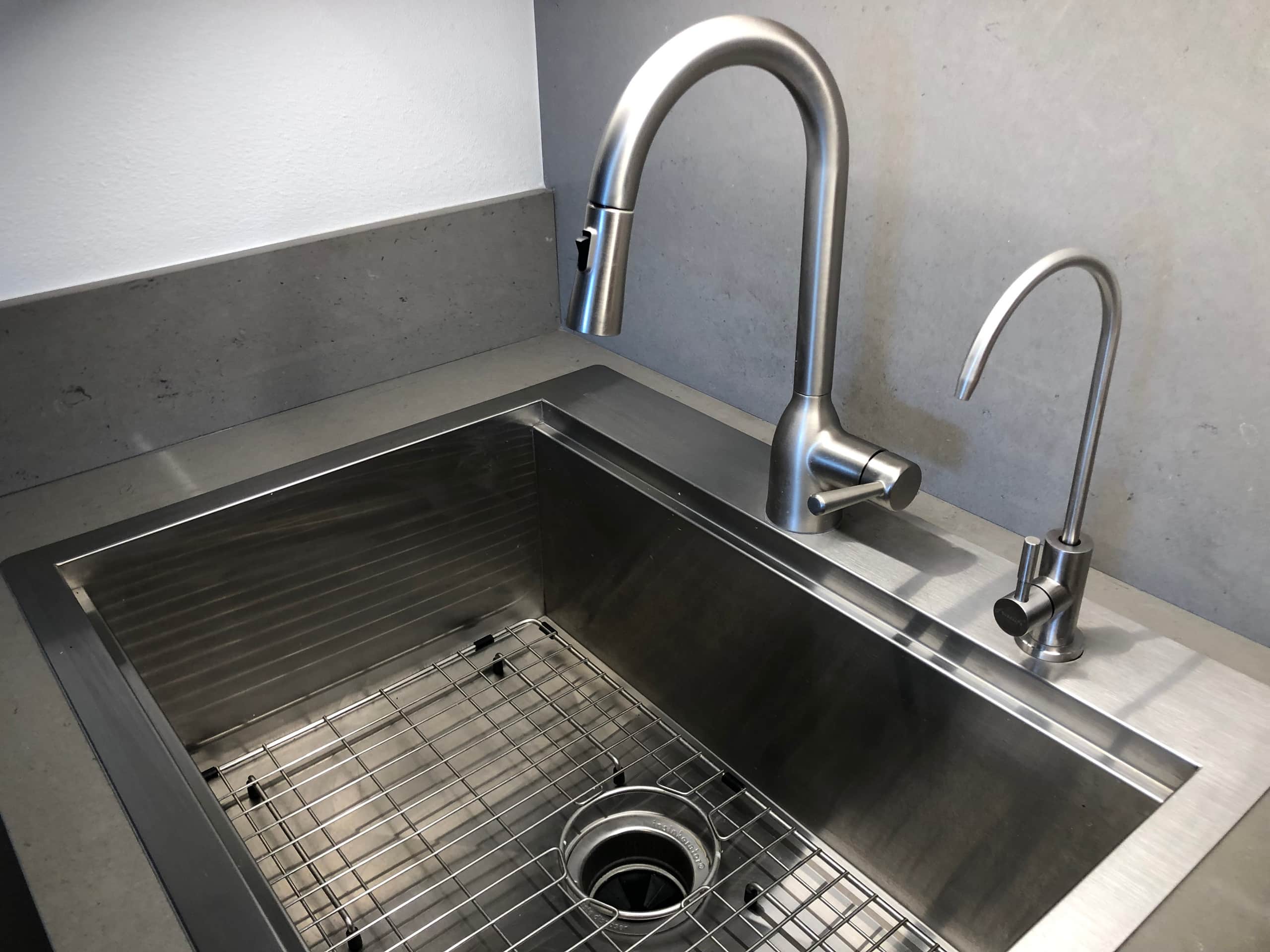Condo in Lahaina · ★4.98 · Studio · 1 bed · 1 private bath - Image 10