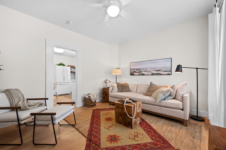 Stylish Comfort; Sweet Location! - Salt Lake City, UT